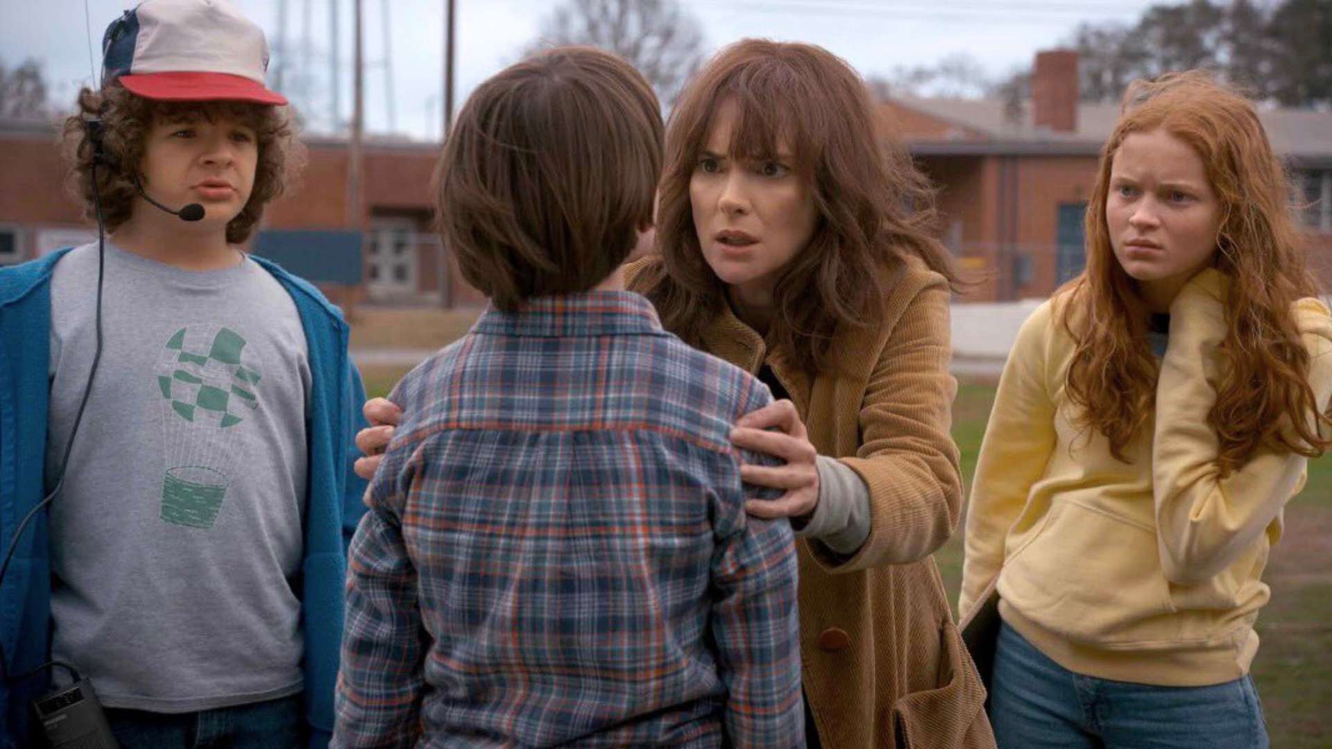 Stranger Things Season 3 Originally Included A Mindflayer 4th Of July Rampage - Stranger Things Season 3 Mindflayer